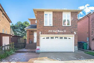 Detached in Mississauga