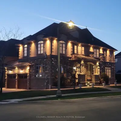 Detached in Oakville
