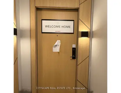 204 Burnhamthorpe Road E 1410, Mississauga, On L5a 0b2