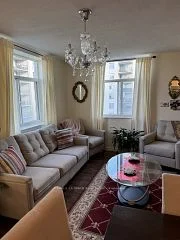 3559 Eglinton Avenue W 1210, Toronto W04, On M6m 5c6