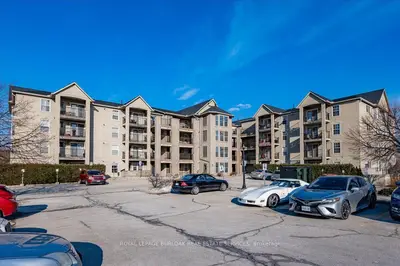 Condo Apartment in Burlington