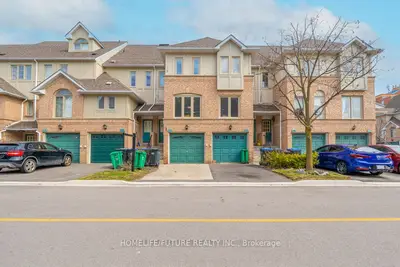 1050 Bristol Road W 110, Mississauga, On L5v 2e8