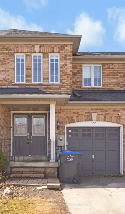 Att/Row/Townhouse in Caledon