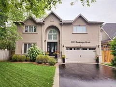 2293 Sovereign Street, Oakville, On L6l 1l5