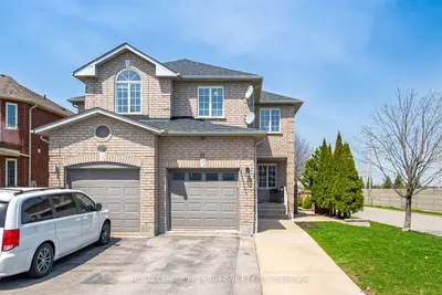 Semi-Detached in Caledon