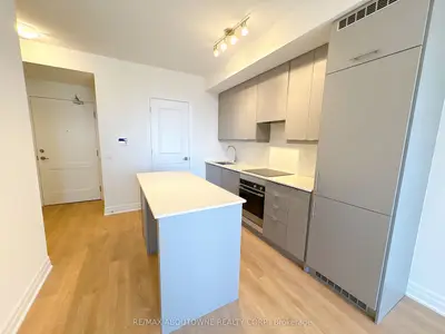 Condo Apartment in Mississauga
