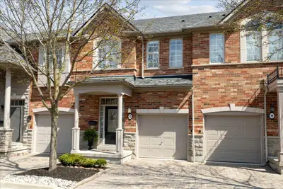 2401 Fifth Line W 17, Mississauga, ON L5K 1V9
