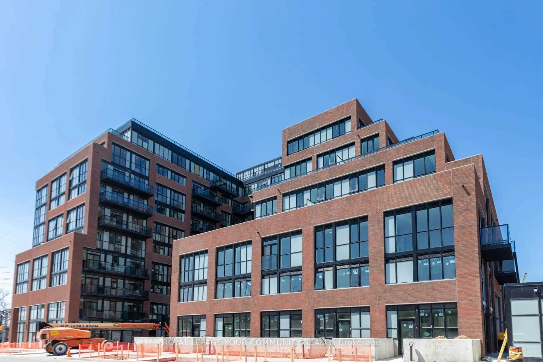Condo Apartment in Toronto