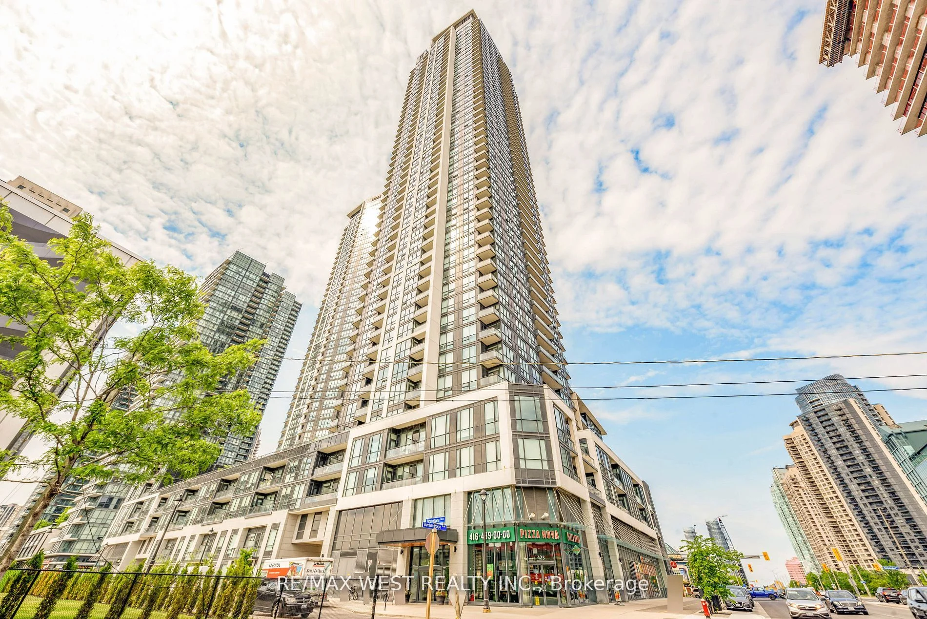 4011 Brickstone Mews 4009, Mississauga, ON L5B 0E3