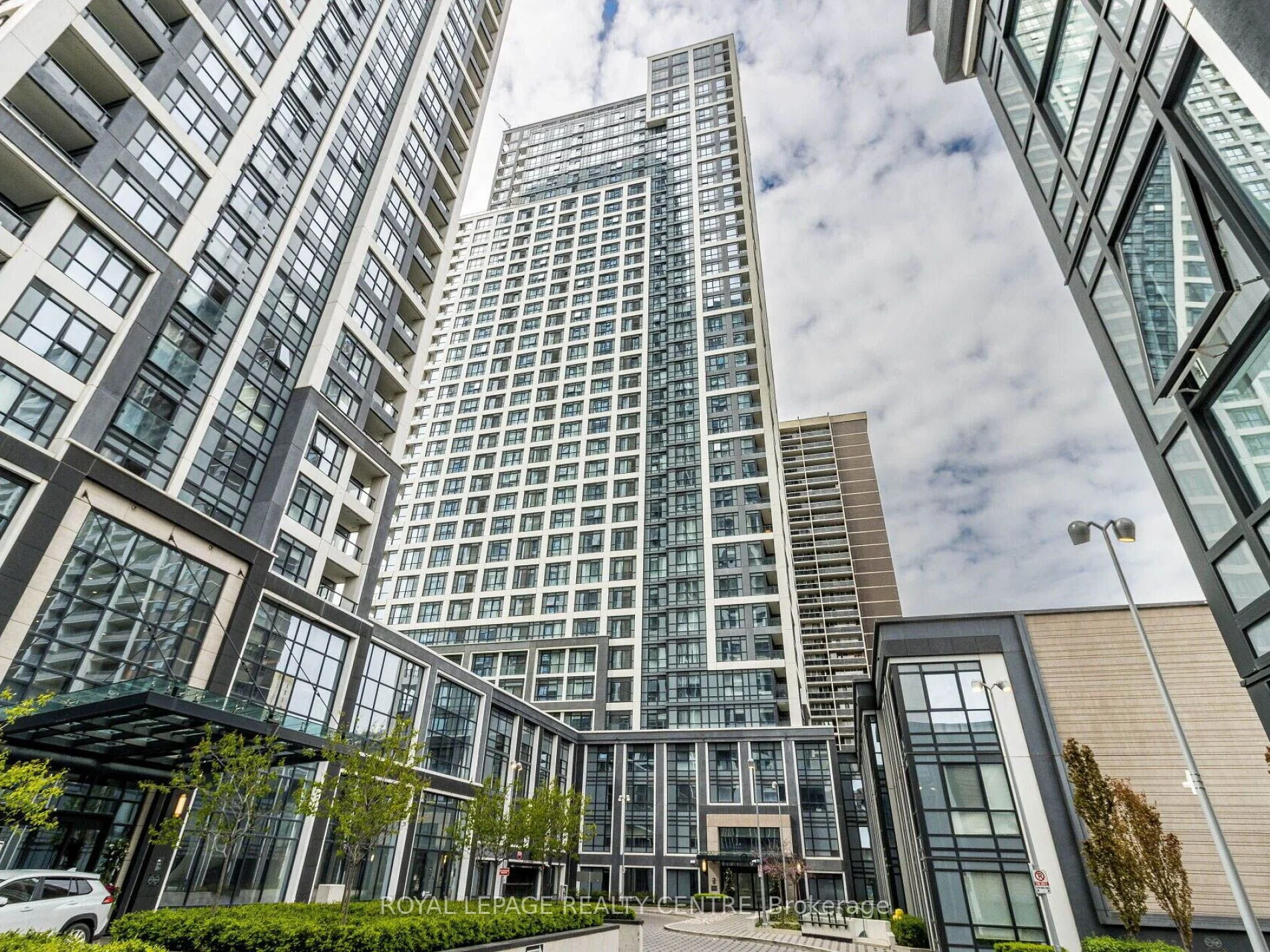 Condo Apartment in Toronto