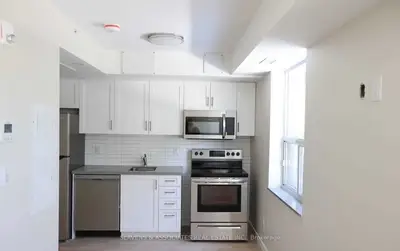 1012 Bloor Street 202, Toronto W02, On M6h 1m2