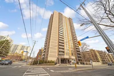 135 Marlee Avenue 1703, Toronto W04, On M6e 3b4