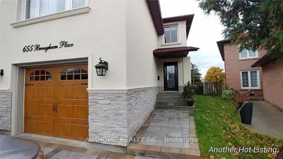Detached in Mississauga