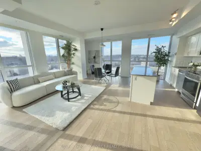 Common Element Condo in Mississauga