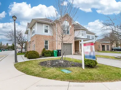 Condo Townhouse in Brampton