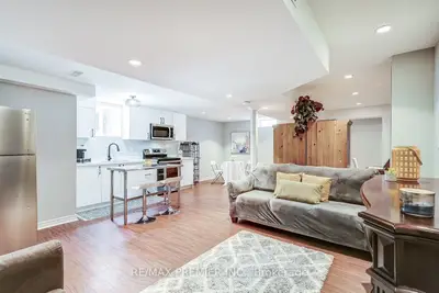 Semi-Detached in Caledon