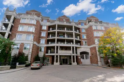 Condo Apartment in Toronto