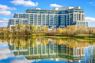 Condo Apartment in Oakville