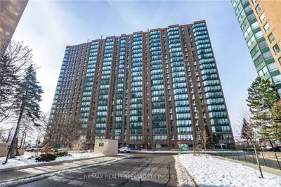155 Hillcrest Avenue 2110, Mississauga, On L5b 3z2