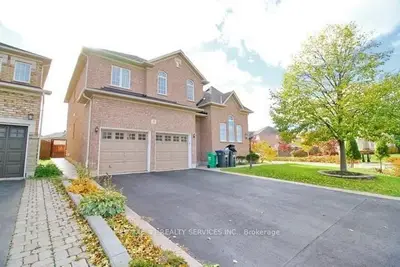 Detached in Brampton