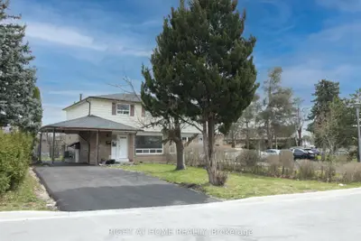 Semi-Detached in Brampton