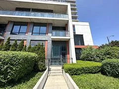 55 Eglinton Avenue W 109, Mississauga, On L5r 3p5