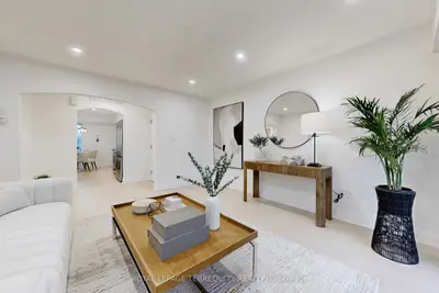 Condo Townhouse in Mississauga