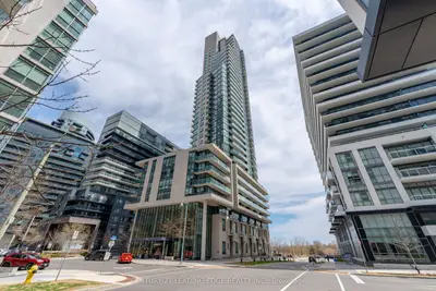 Condo Apartment in Toronto