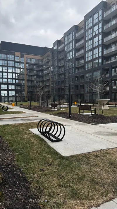 Condo Apartment in Oakville