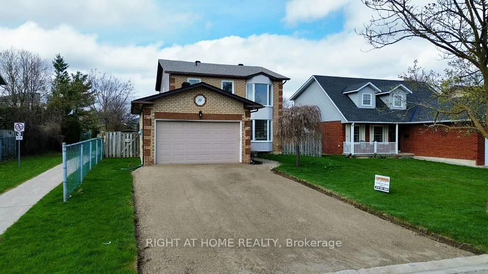 11 Passmore Avenue, Orangeville, On L9w 4e1