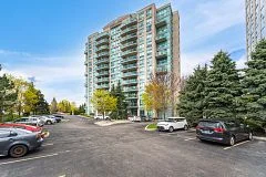 Condo Apartment in Mississauga