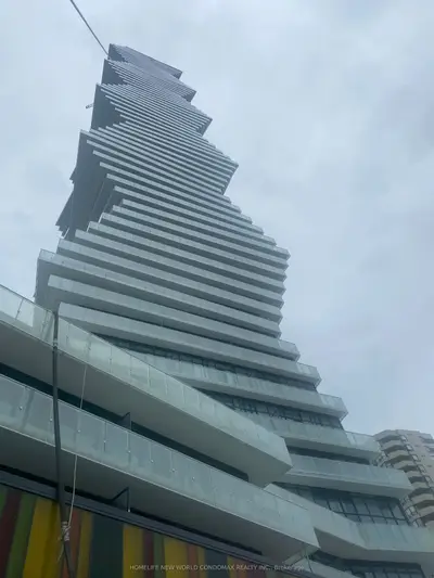 3883 Quartz Road 1105, Mississauga, On L5b 0m4