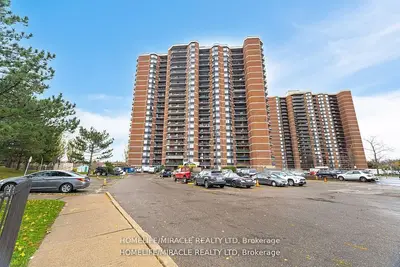 236 Albion Road 1802, Toronto W10, On M9w 6a6
