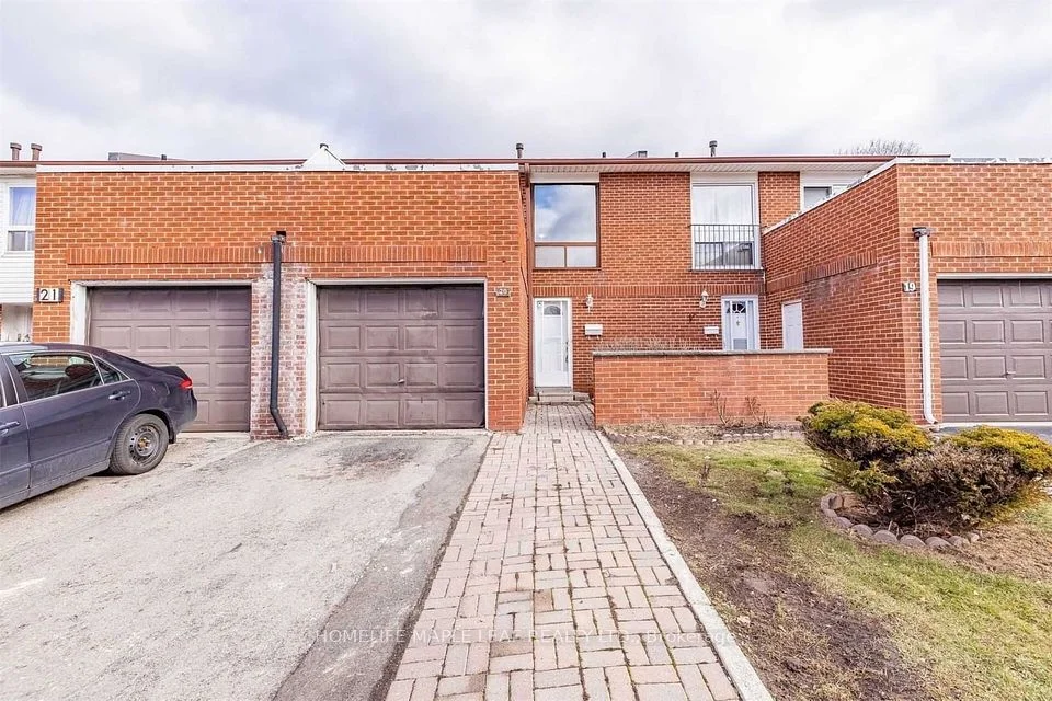 3430 Brandon Gate Drive 20, Mississauga, ON L4T 3T4