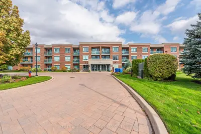 Condo Apartment in Brampton