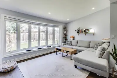 4124 Marigold Crescent, Mississauga, On L5l 2a5