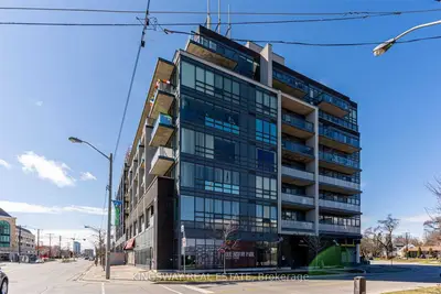 Condo Apartment in Toronto