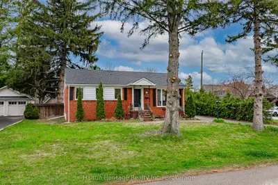 423 Smith Lane, Oakville, On L6l 4x1