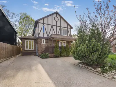 Detached in Toronto