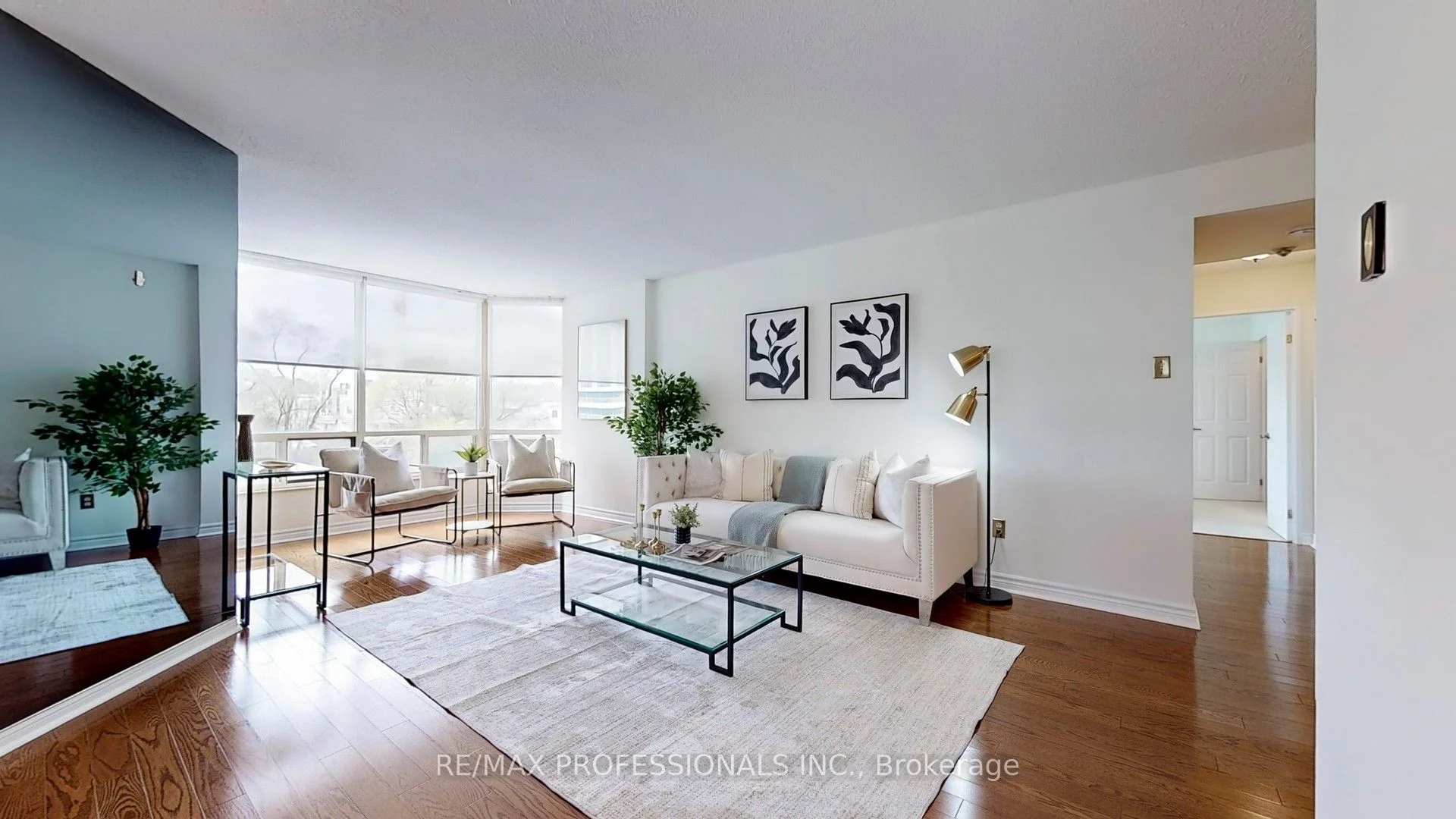 1300 Islington Avenue 408, Toronto W08, ON M9A 5C4