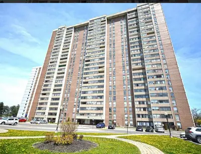 Common Element Condo in Brampton