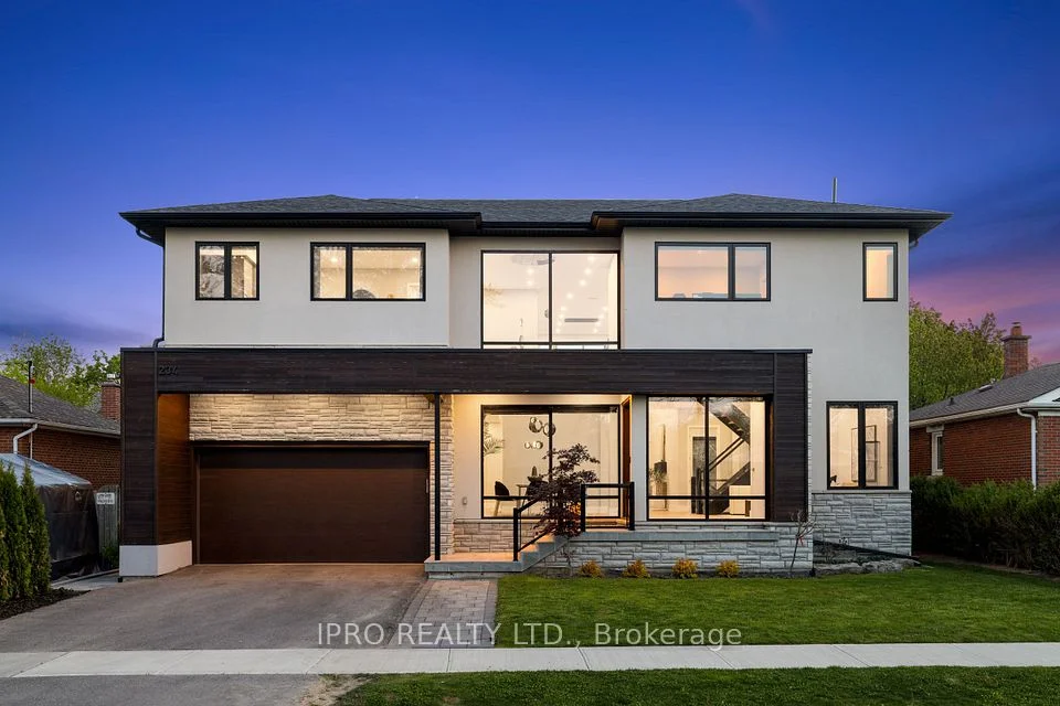 234 Maurice Drive, Oakville, On L6k 2x1