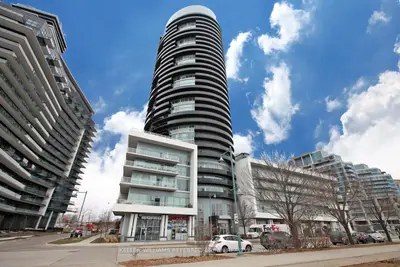 Condo Apartment in Toronto