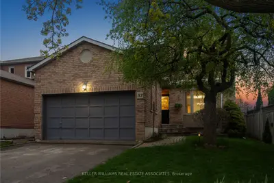 Detached in Halton Hills