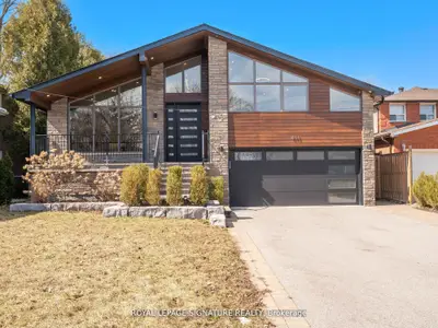 411 Targa Road, Mississauga, On L5a 1s7