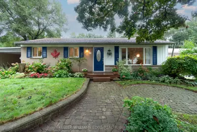 Detached in Burlington