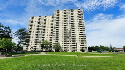 Condo Apartment in Toronto