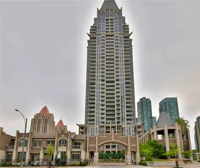 388 Prince Of Wales Drive 2204, Mississauga, On L5b 0a1