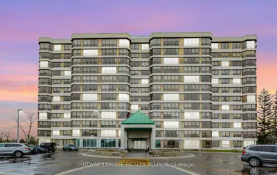 Condo Apartment in Brampton