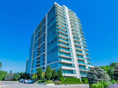 1055 Southdown Road 902, Mississauga, On L5j 0a3